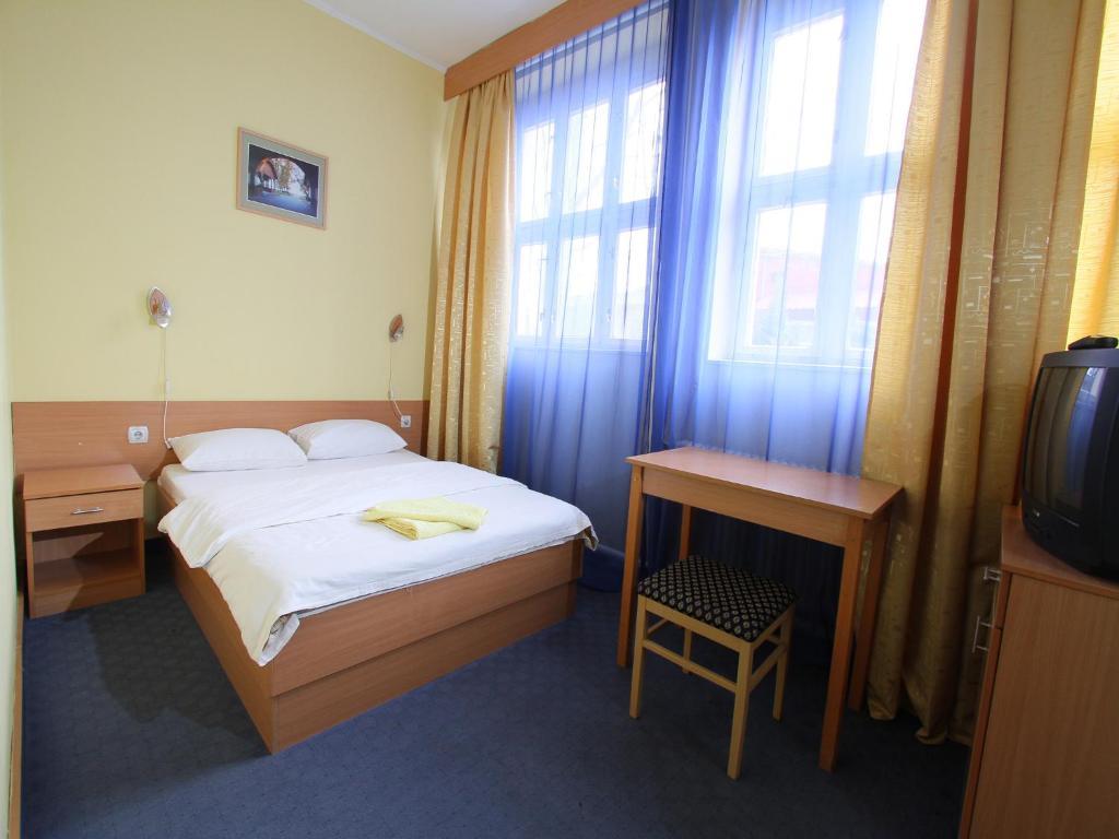 Aleksander A Inn Subotica Room photo