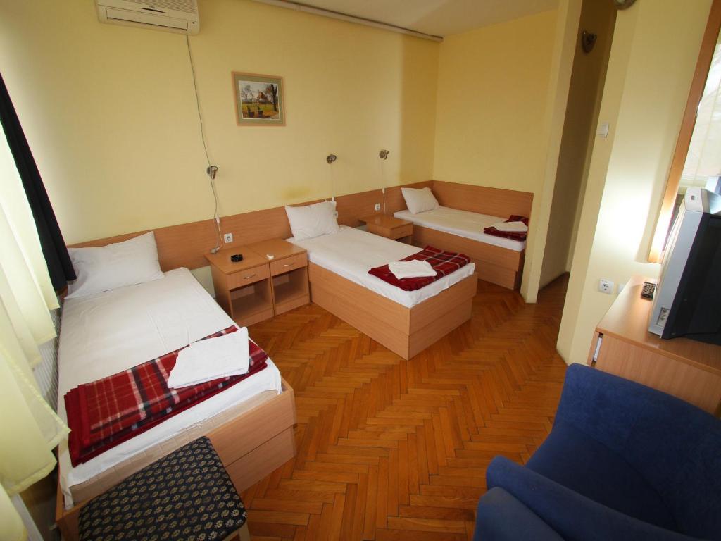 Aleksander A Inn Subotica Room photo